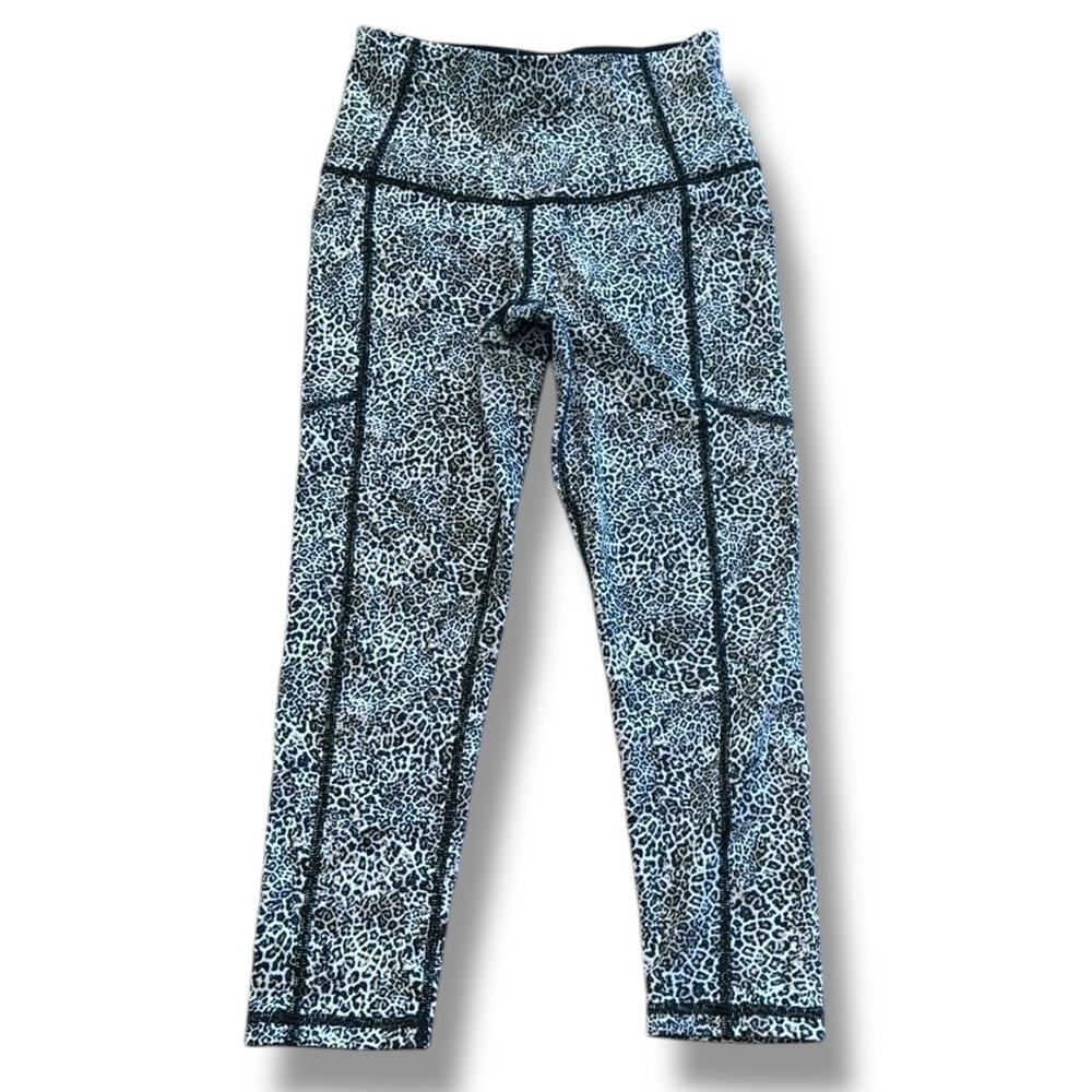 Victoria Secret Leopard knockout leggings NEW capri animal print high rise XS